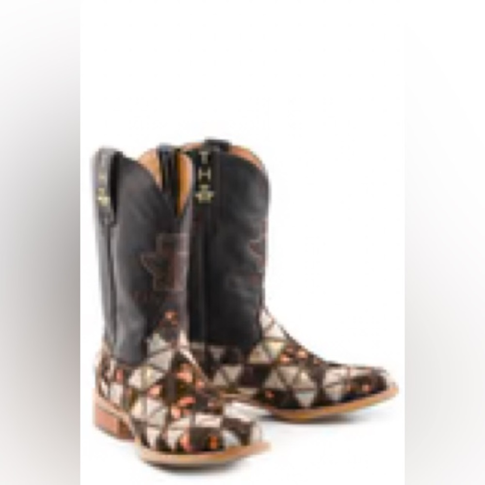 Tin haul boots size 9.5 brand new just not my size !!